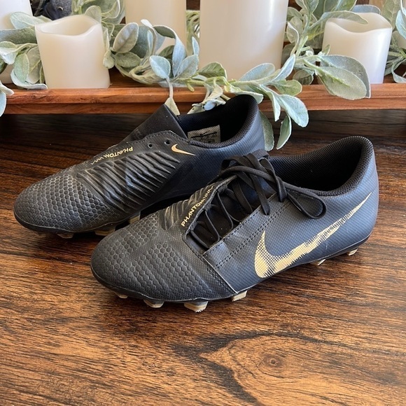 Nike Kids Soccer Cleats Black and Gold - Picture 1 of 6